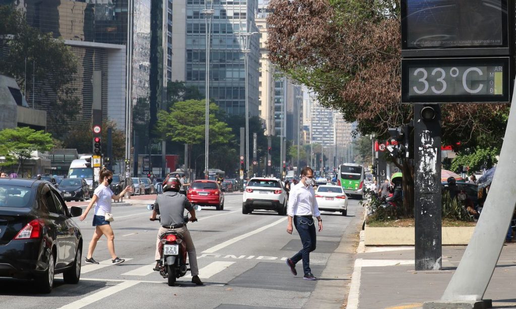 Covid-19: Brasil tem 20,1 mil novos casos e 94 óbitos em 24 horas 1 Covid 19 Brasil tem 201 mil novos casos e 94 obitos em 24 horas