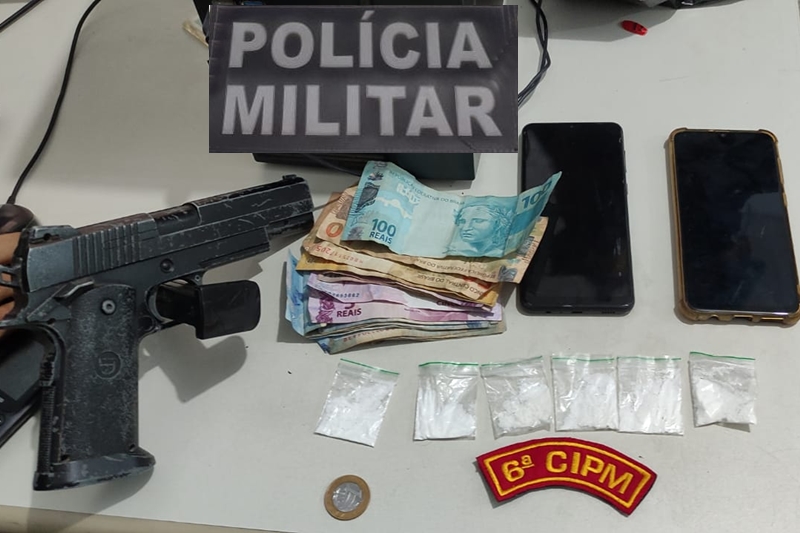 Dupla suspeita de roubo e presa no Mercado Central em Aracaju