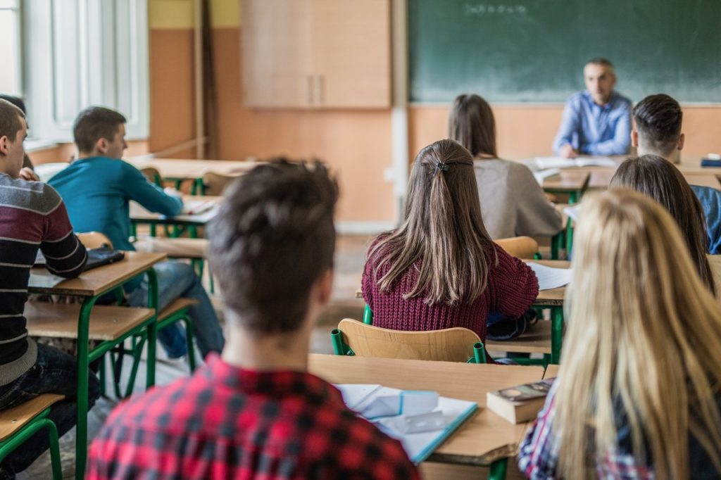 ensino medio sala de aula