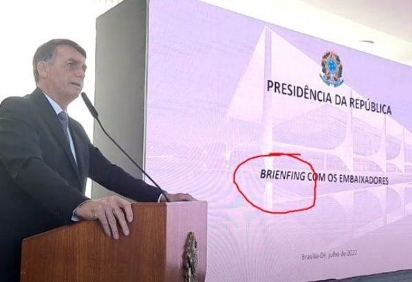Bolsonaro ataca as urnas e vira meme apos erro de ingles e mentiras em reuniao com