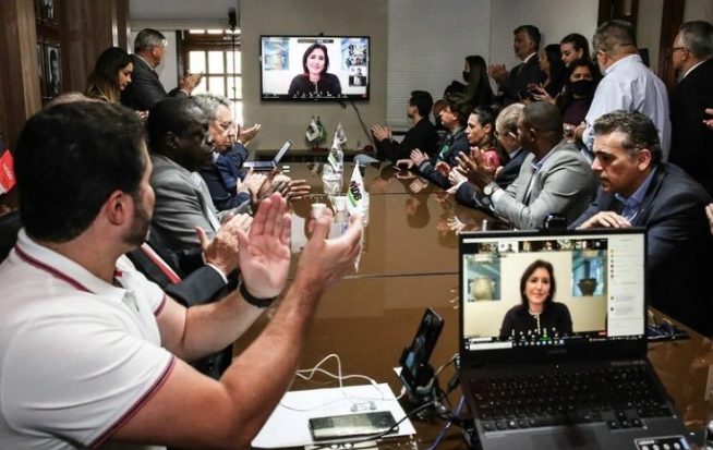Convencao do MDB oficializa candidatura de Simone Tebet a presidencia da Republica