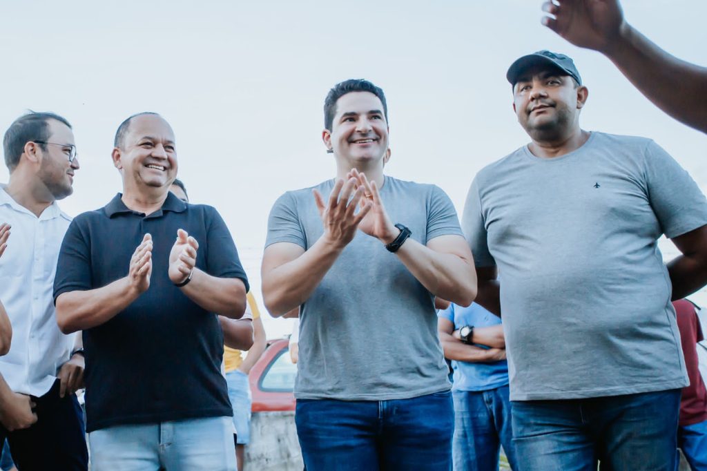 Gustinho recebe apoio de vice prefeito e vereador de Caninde para pre candidatura a federal