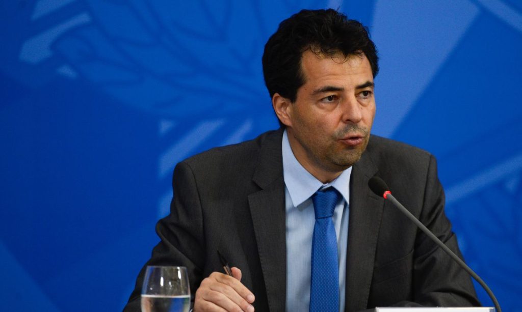 Pais tem estoque de diesel para 50 dias sem importacao diz ministro