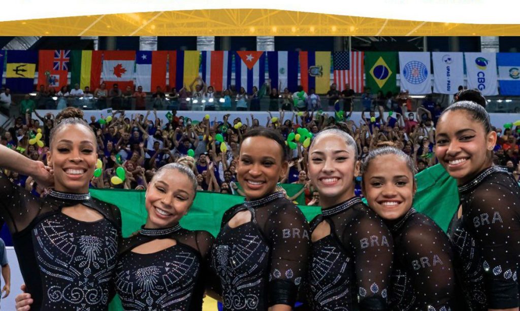 Selecao feminina e campea por equipes no Pan de ginastica artistica