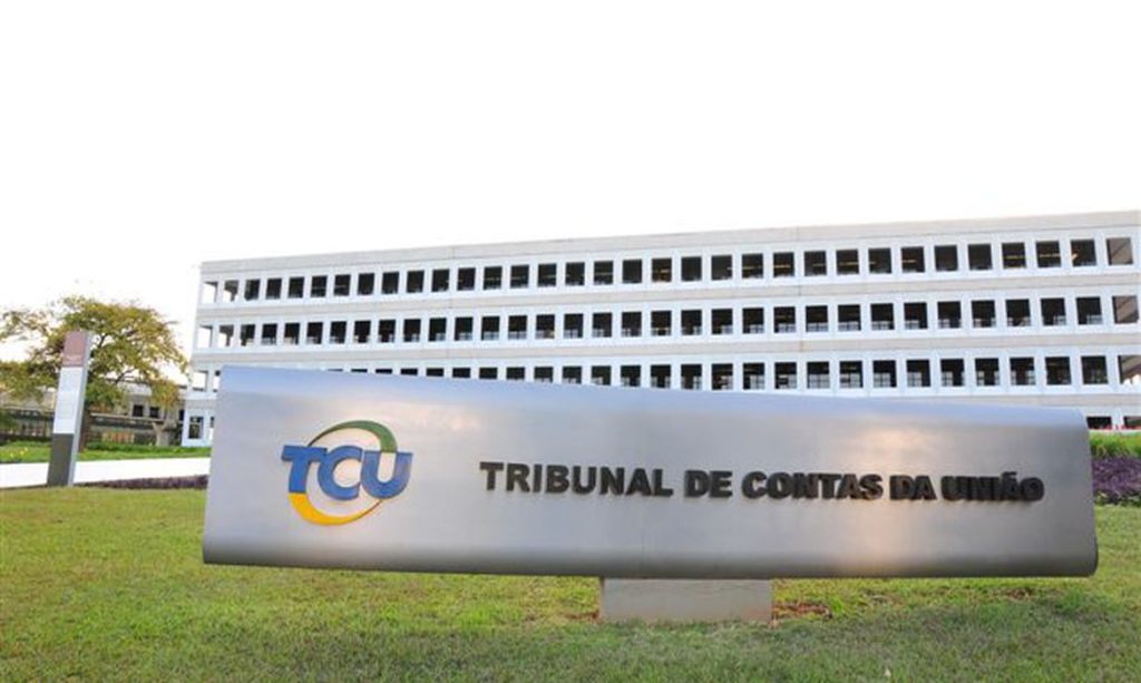 TCU abre apuracao sobre PEC que cria beneficios sociais a poucos meses das eleicoes