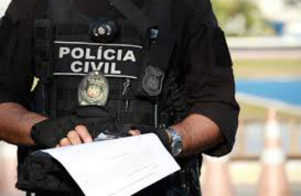 Adolescente e apreendido por suspeita de ameaca com faca e roubo contra taxista no bairro Cidade Nova