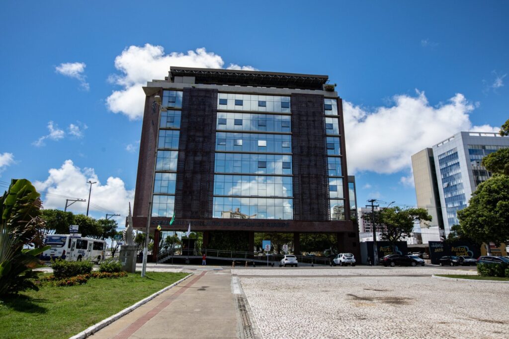 Apos recesso deputados estaduais retomam sessoes plenarias na Alese nesta terca 2