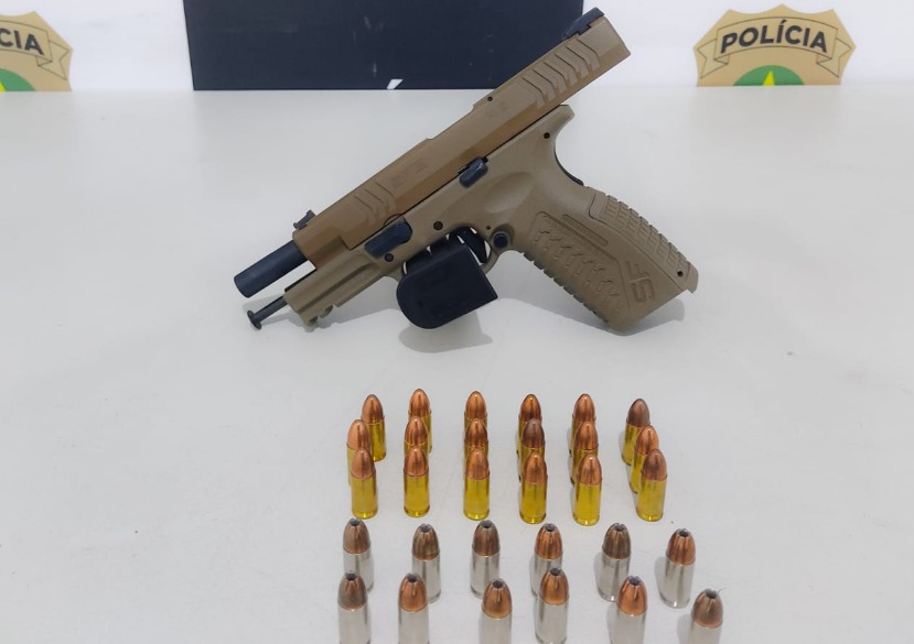 Arma de circulacao restrita e apreendida na Zona Sul de Aracaju