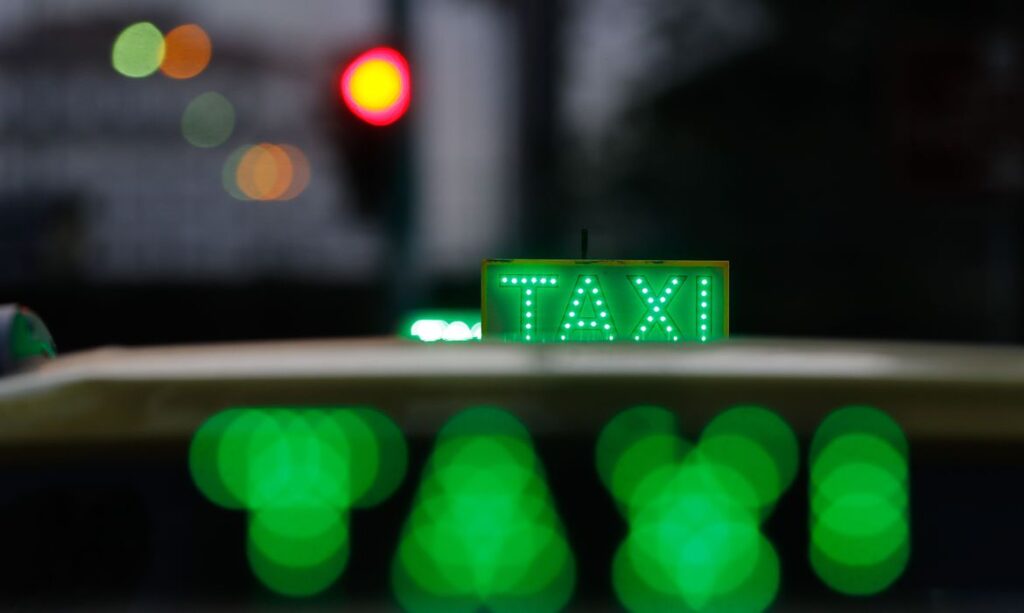 Auxilio Taxista comeca a ser pago com parcela dobrada