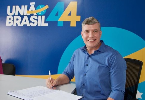 Cristiano Cavalcante tem liminar favoravel para concorrer a deputado estadual