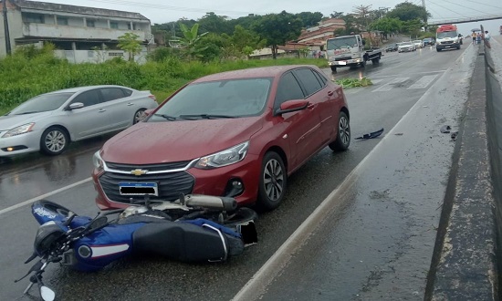 Homem morre apos acidente na BR 101 em Laranjeiras
