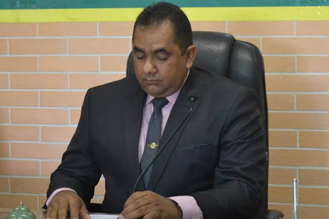 Insatisfeito com alguns nomes da administracao prefeito de Caninde promete mudancas