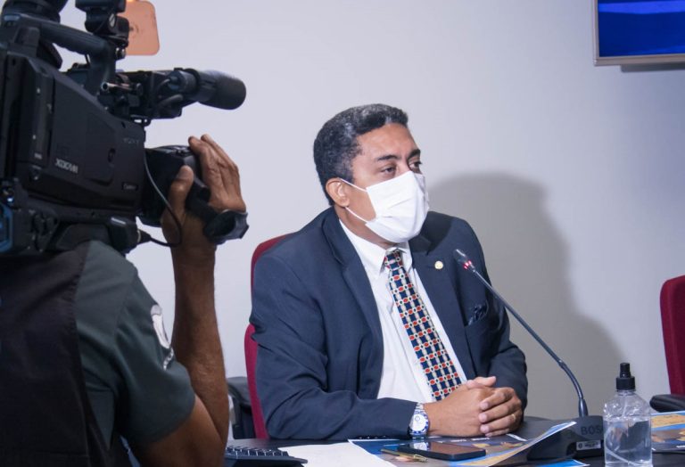 MP SE ajuiza 18 acoes apos flagrar criancas e adolescentes comercializando e consumindo bebidas alcoolicas em Aracaju