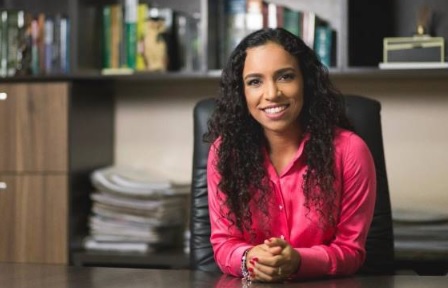 Niully Campos alerta sobre tentativas de golpe no whatssap envolvendo seu nome
