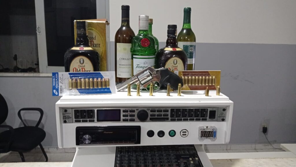 Policia prende quatro suspeitos de roubo e desarticula associacao criminosa em Itaporanga