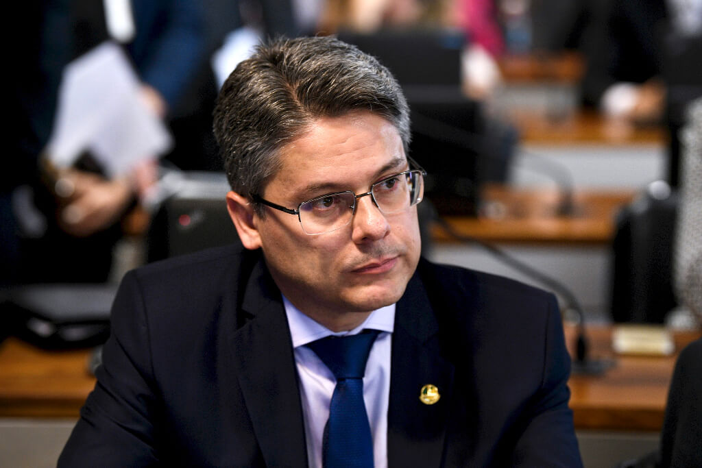 Alessandro acusa Fabio e Rogerio de suposta interferencia em processo de Valmir Tem um golpe acontecendo em Sergipe