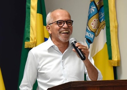 Aracaju e a 2a capital do Brasil em melhoria dos indices na educacao afirma Edvaldo