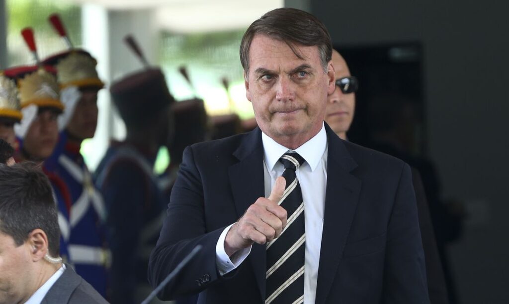 Bolsonaro lamenta morte de petista no Mato Grosso