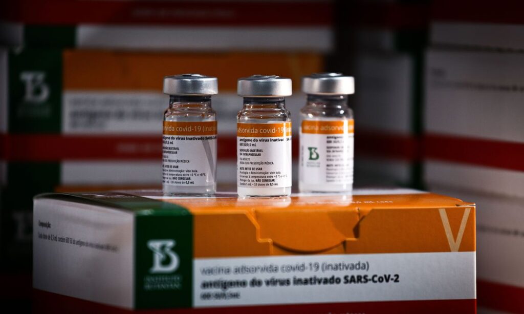 Butantan entrega 1 milhao de doses da CoronaVac para vacinar criancas