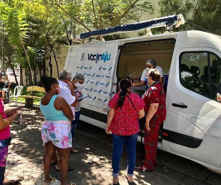 Carro da Vacina tem atividades encerradas em Aracaju