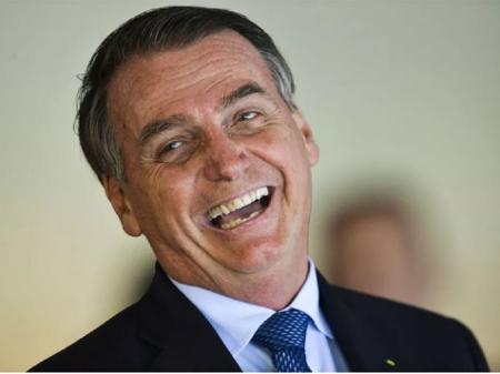 Celebridades do mundo inteiro mandam videos em apoio a Bolsonaro veja