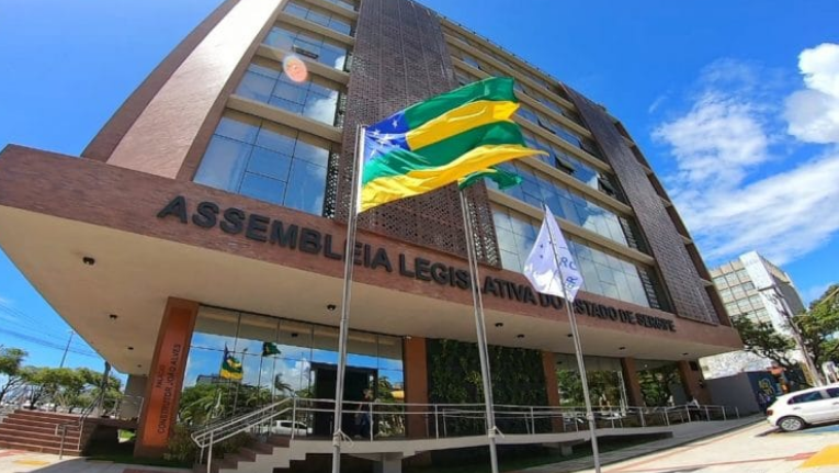 Confira candidatos com mais intencoes de voto para Camara e a Alese segundo pesquisa ECM
