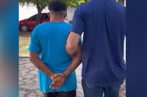 Suspeito de matar idoso que atropelou cachorro se entrega a policia
