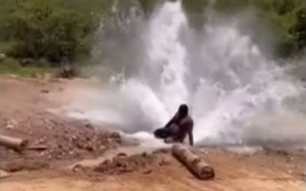 Homem tenta fazer ligacao de esgoto irregular e deixa populacao sem agua em Sao Cristovao