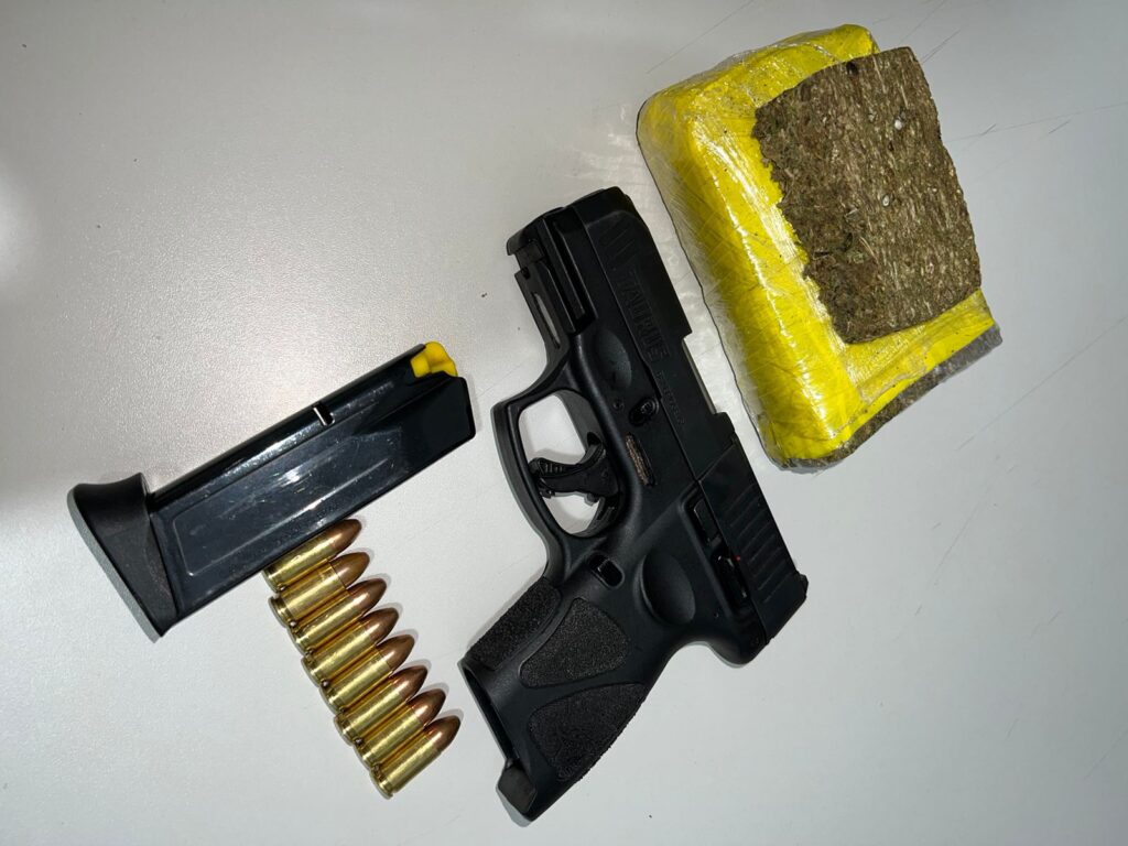 Mulher e presa em flagrante por trafico de drogas em Lagarto e1666187194745