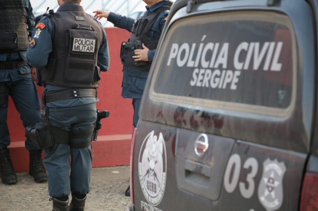 Mulher investigada por atrair vitimas para executores de homicidio e presa em Sergipe