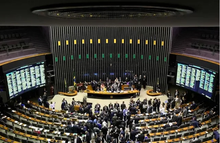 Camara dos Deputados aprova projeto que torna hediondo crime sexual contra criancas