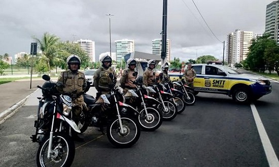 Transito na Beira Mar e em vias do Jardins sera alterado no feriado desta terca 15