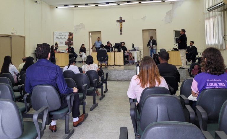 Tribunal do Juri condena reu a 30 anos de prisao por matar ex mulher a facadas em Pirambu