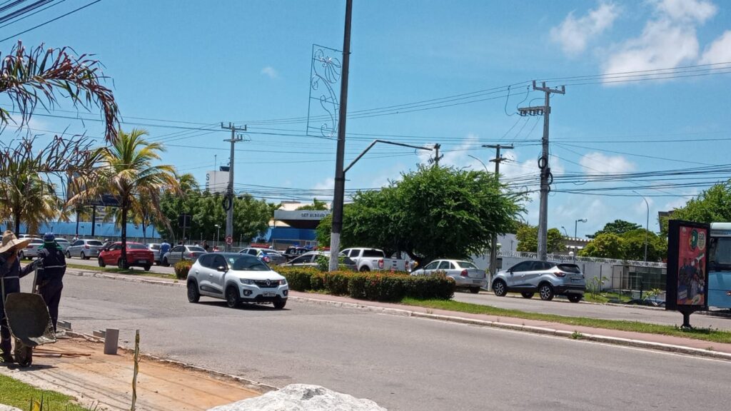 Vigilante e preso apos invadir escola tecnica e atirar contra a ex companheira em Aracaju