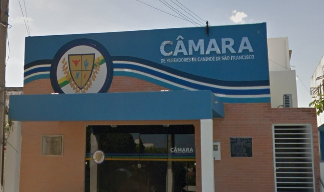 camara de vereadores do caninde