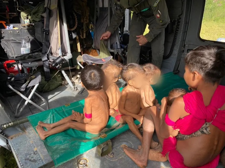 governo Bolsonaro cortou comida de yanomamis