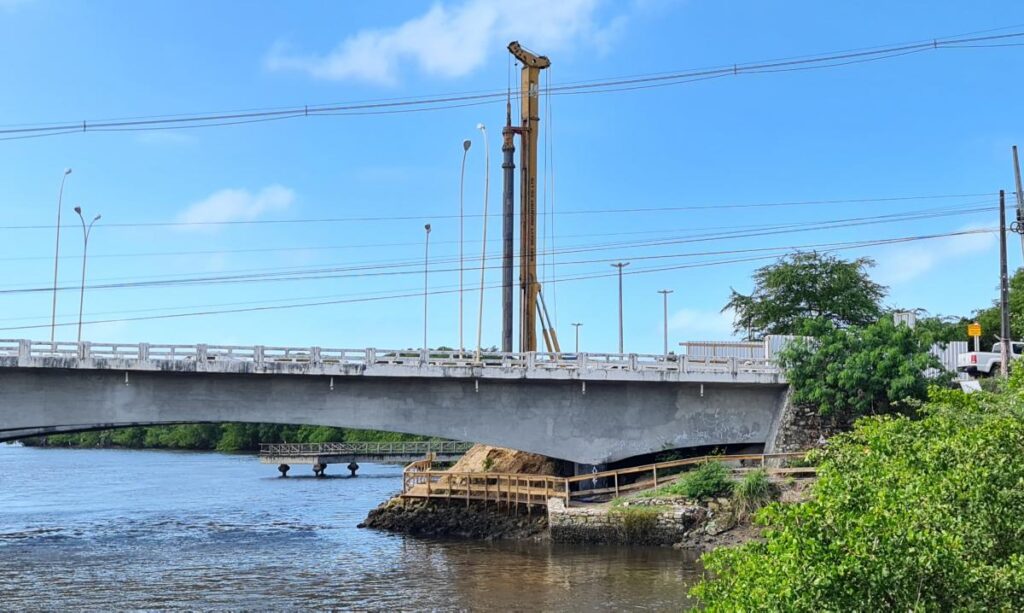ponte rio poxim