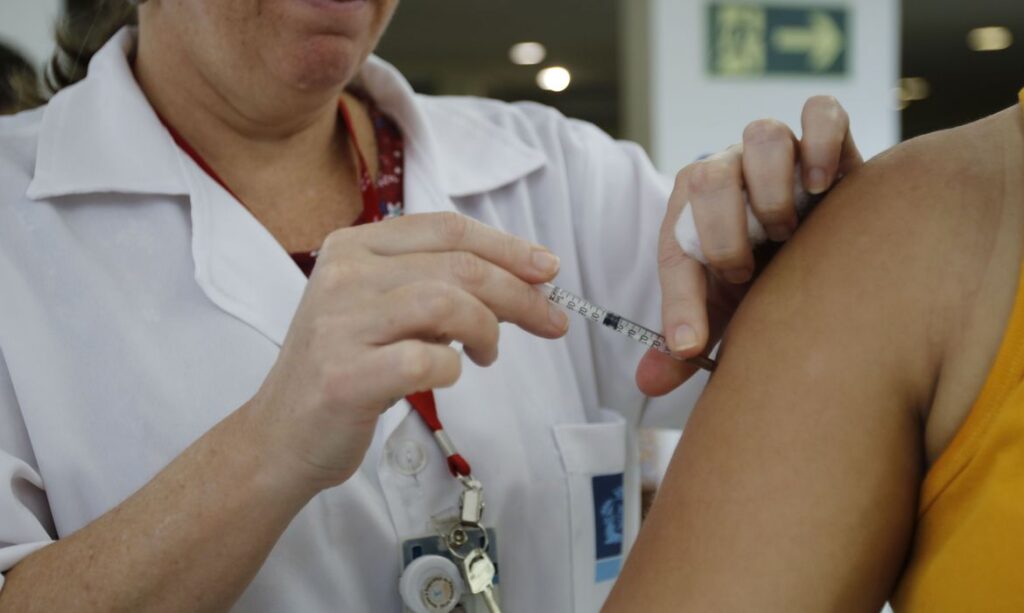 Socorro amplia publico alvo para vacinacao contra covid 19 nesta quarta 5