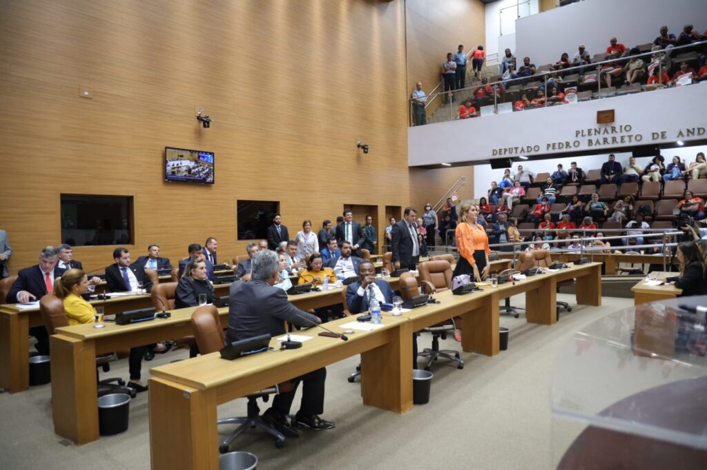 Alese aprova reajuste salarial dos servidores estaduais de Sergipe