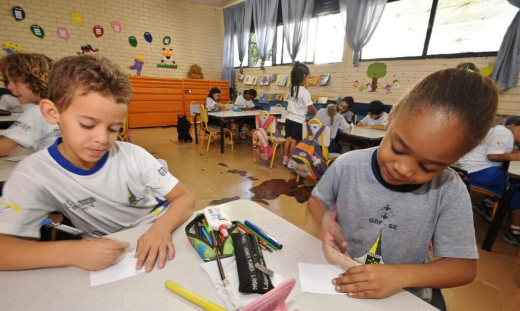 arquivo escola