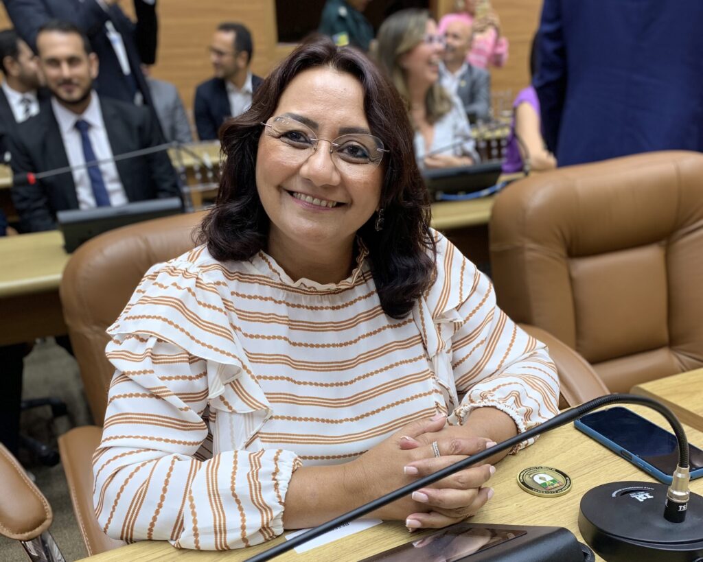 Carminha Paiva e eleita para ocupar cadeira na Mesa Diretora da Alese