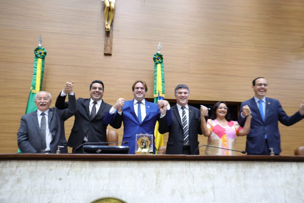 Jeferson Andrade e reeleito presidente da Alese veja nova formacao da Mesa Diretora
