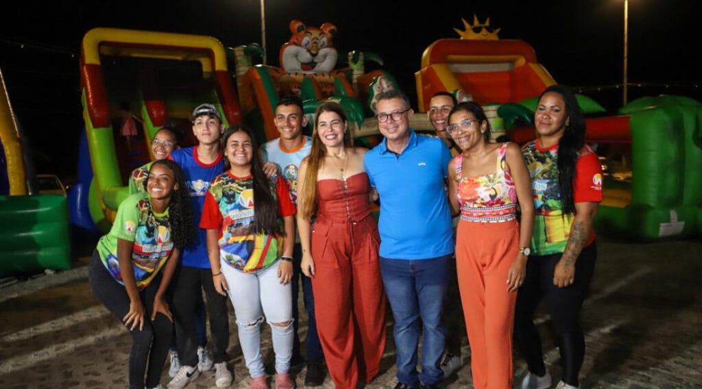 Mitidieri anuncia Vila da Pascoa apos sucesso da Vila Natalina na Orla de Aracaju