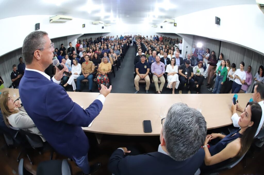 83 aprovados em concurso da Policia Civil sao empossados em Sergipe