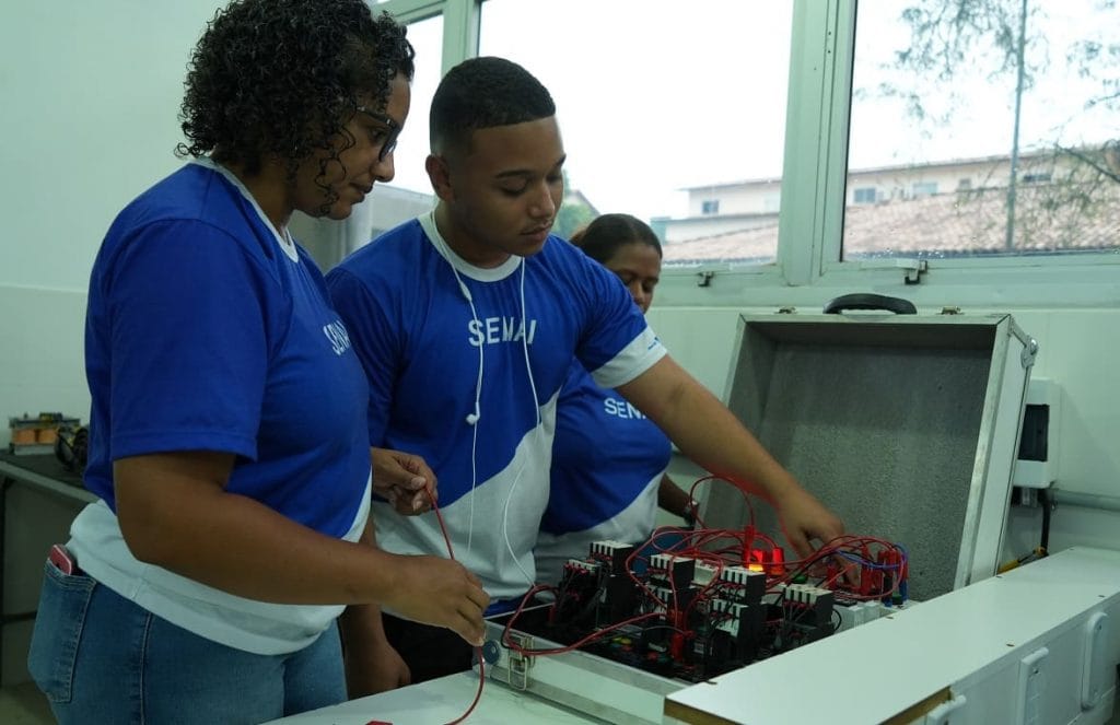 Prefeitura de Laranjeiras bate recorde de capacitacao profissional com Programa Qualifica Mais