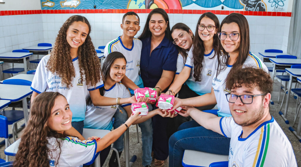 Cuidar-SE disponibiliza absorventes a mais de 72 mil pessoas em Sergipe; saiba mais 1 slide 62db6a61af86be074f3e29d7f48d74eb