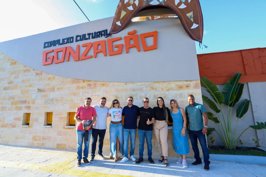Governador Fábio Mitidieri vistoria obra do Complexo Cultural Gonzagão e destaca investimentos em cultura e turismo em Sergipe 1 20250723 164344