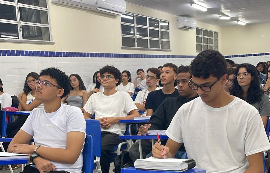 Primeiro Aulão de Atualidades e Redação do Pré-Universitário de 2026 acontece neste sábado, 28 1 Primeiro Aulao de Atualidades e Redacao do Pre Universitario de 2026 acontece neste sabado 28
