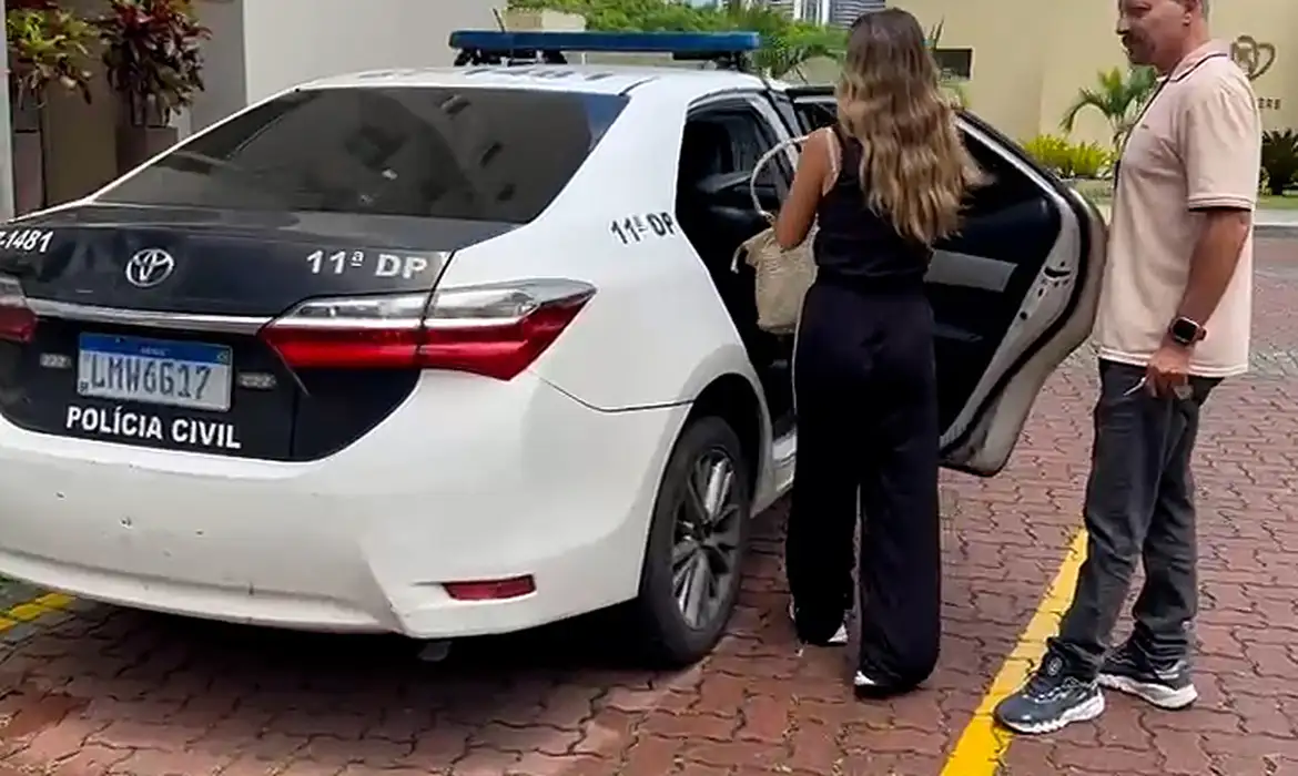 Justiça libera e argentina acusada de injúria racial no Rio volta a Buenos Aires 1 whatsapp video 2026 02 06 at 15.26.52.00 00 07 13.still003 copy