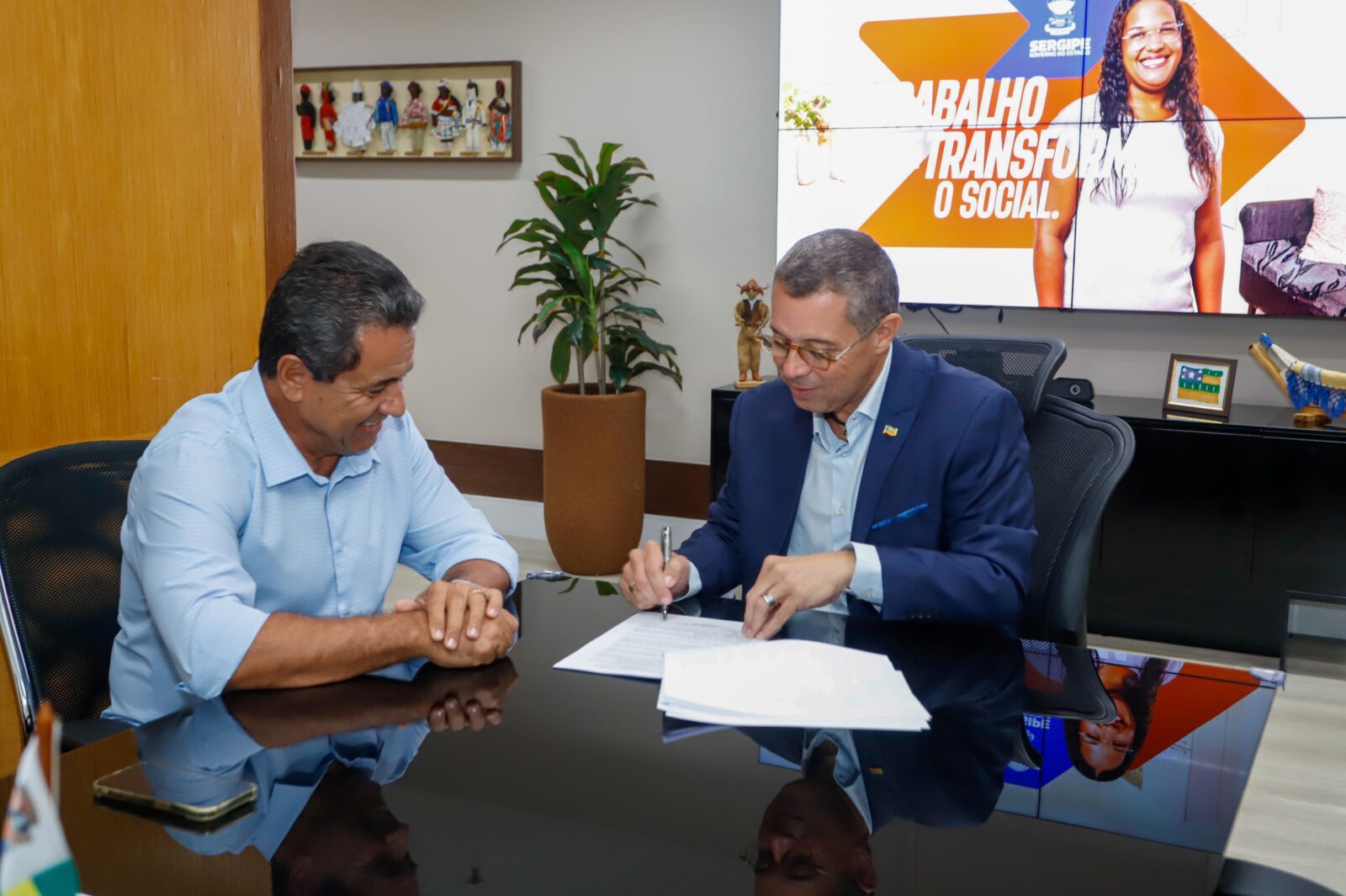 Governo do Estado assina convenio para inicio das obras da nova ponte Aracaju Barra